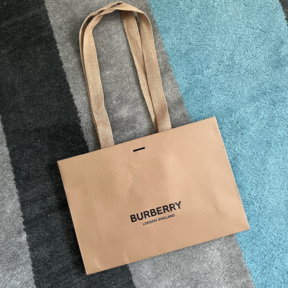 Burberry shopping bag